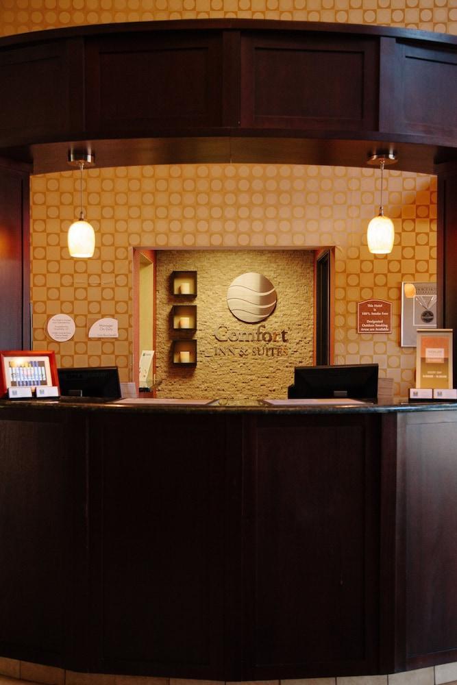 Comfort Inn & Suites Tunkhannock Bagian luar foto