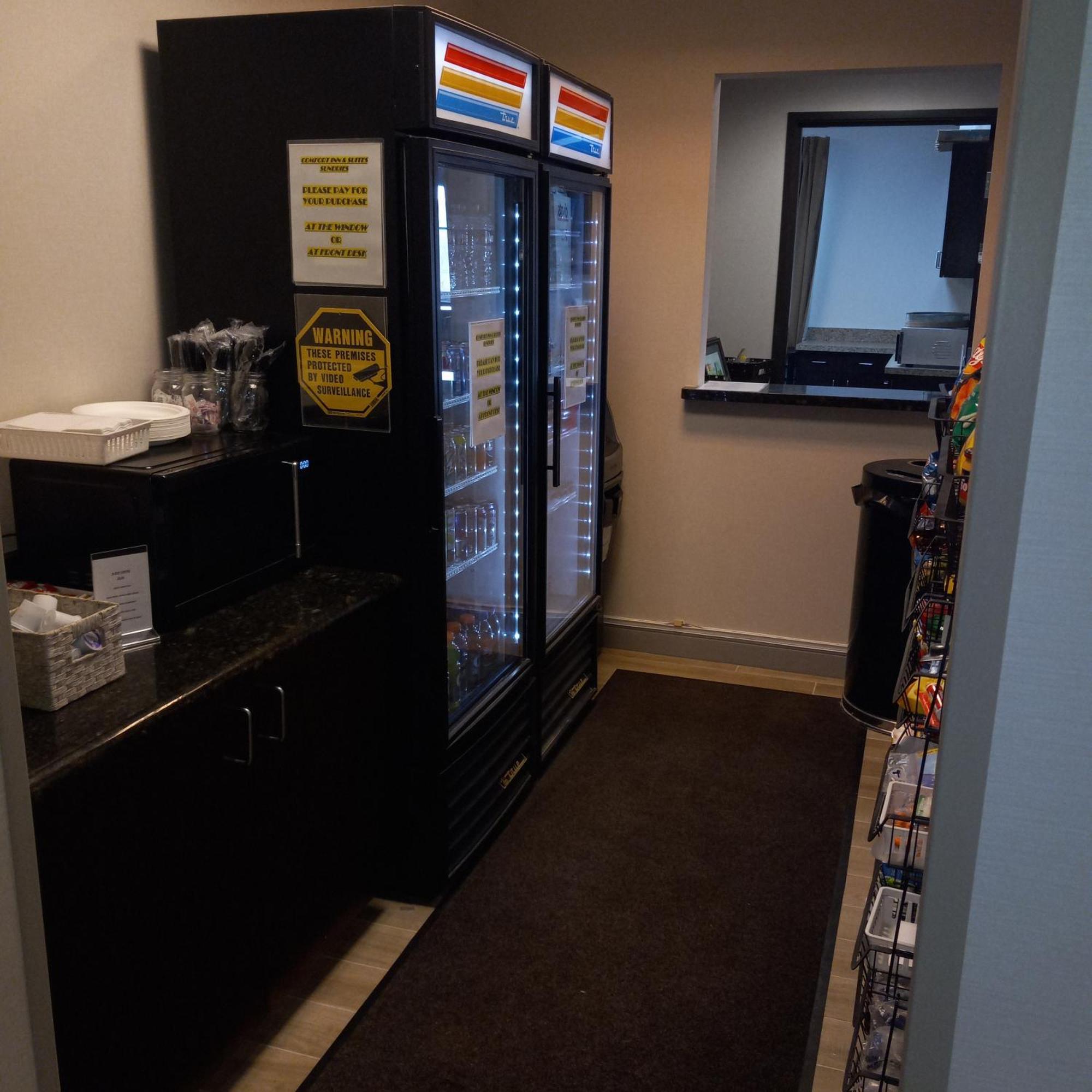 Comfort Inn & Suites Tunkhannock Bagian luar foto