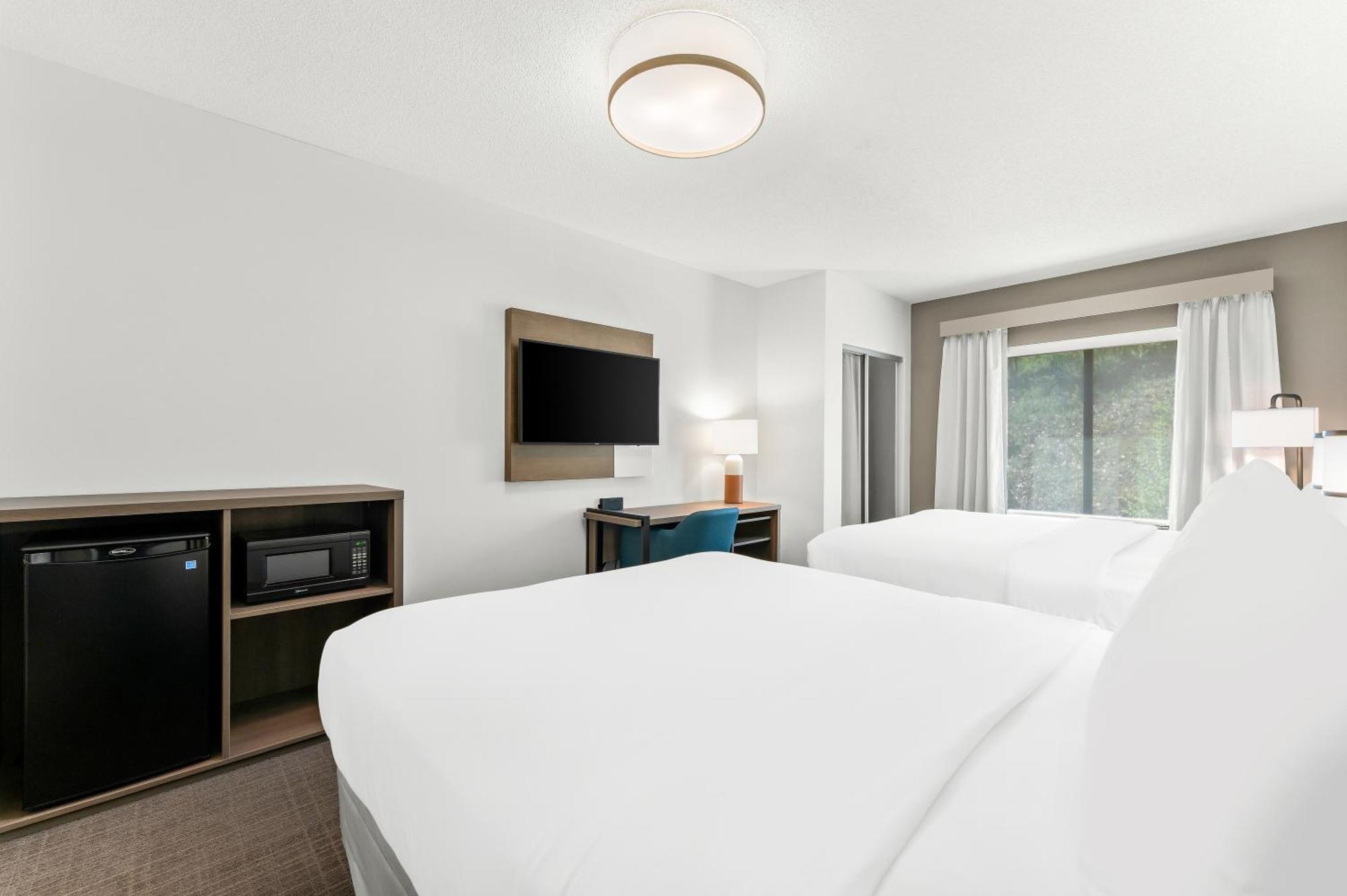 Comfort Inn & Suites Tunkhannock Bagian luar foto