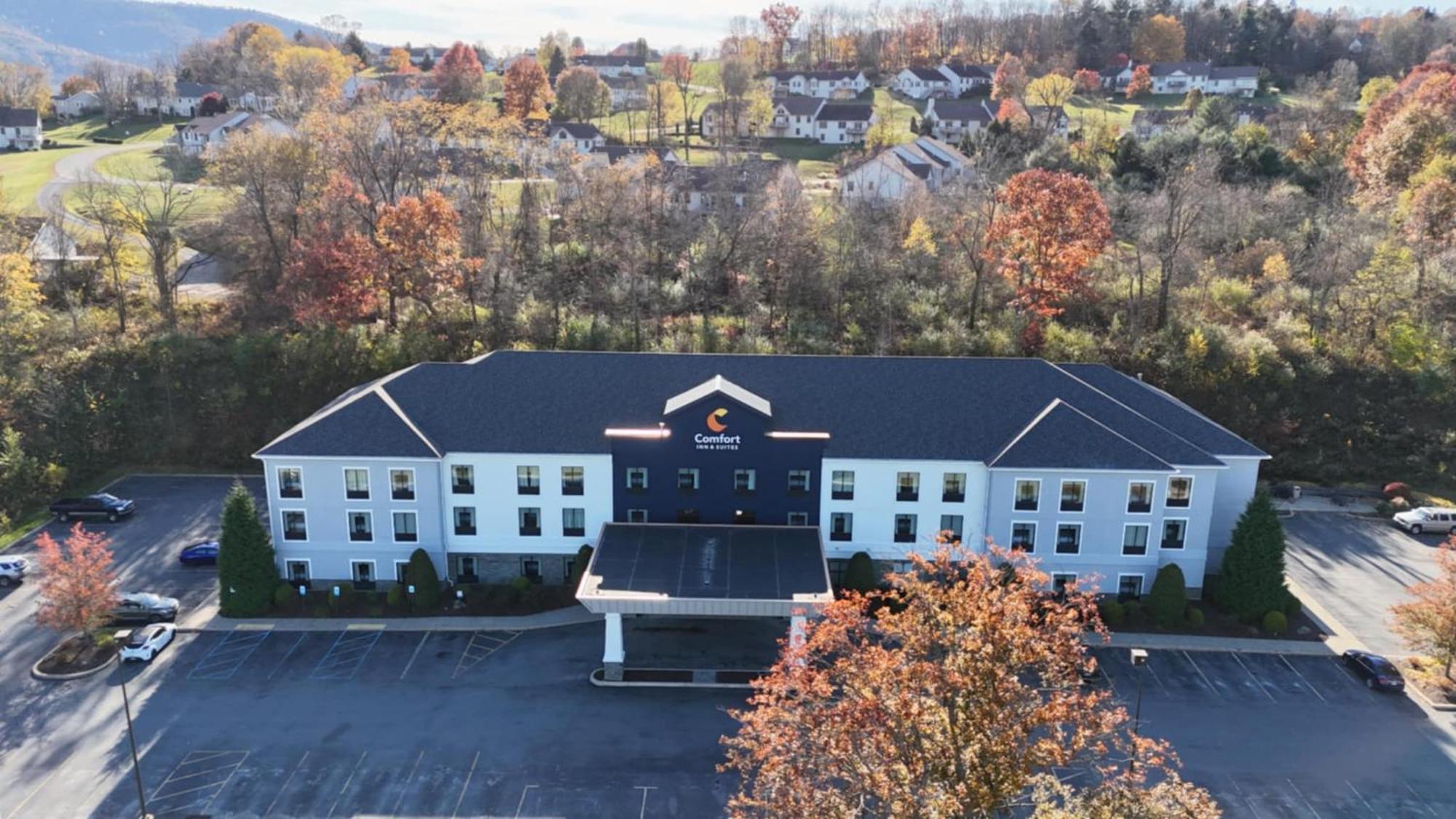 Comfort Inn & Suites Tunkhannock Bagian luar foto