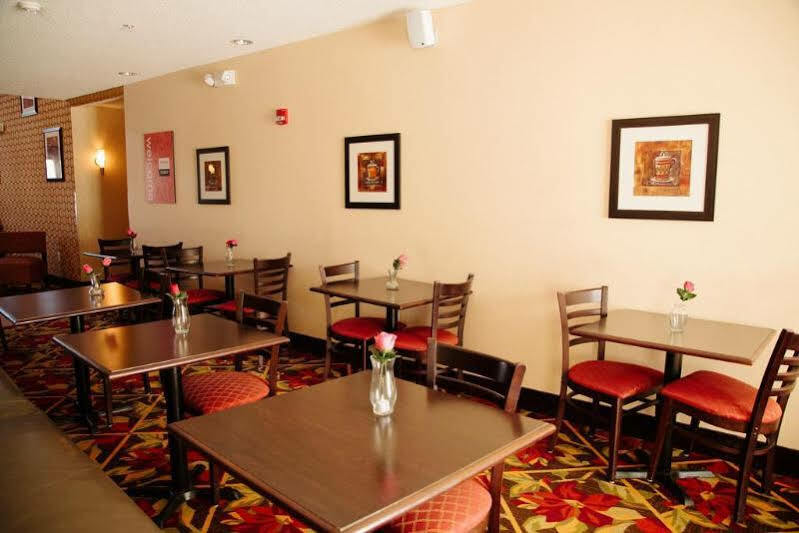 Comfort Inn & Suites Tunkhannock Bagian luar foto